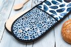 Hebridean Mussel Oven Gloves