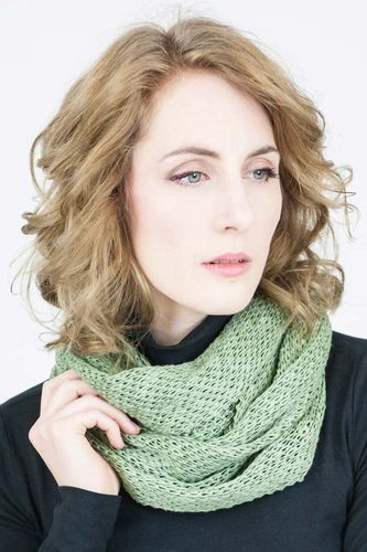 Linen Orkney Snood @ Bill Baber Knitwear