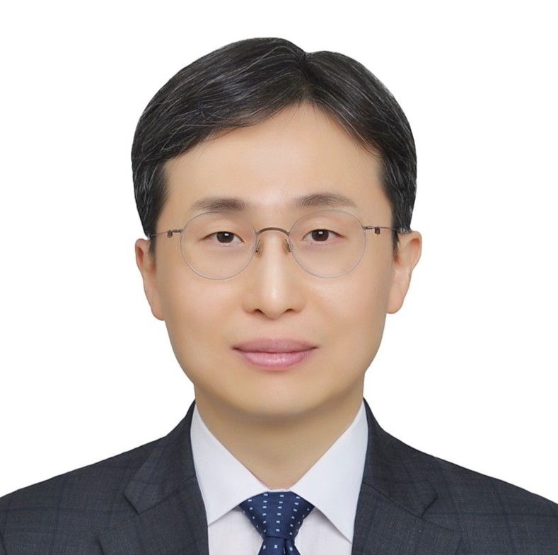 Dae-Hyeong Kim