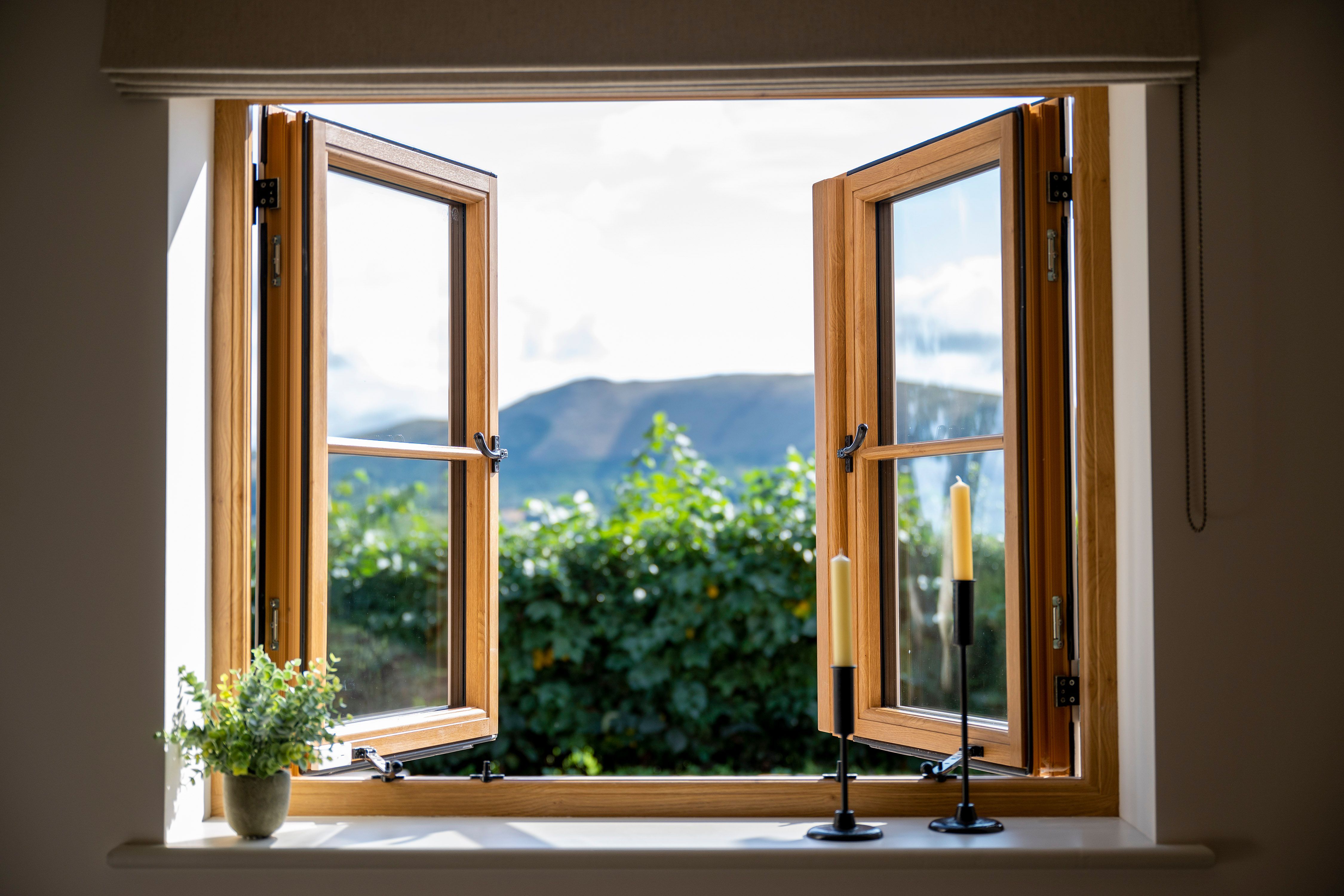 Residence Collection R9 Timber Alternative Windows & Doors