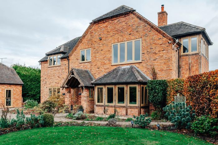 Residence Collection R9 Timber Alternative Windows & Doors