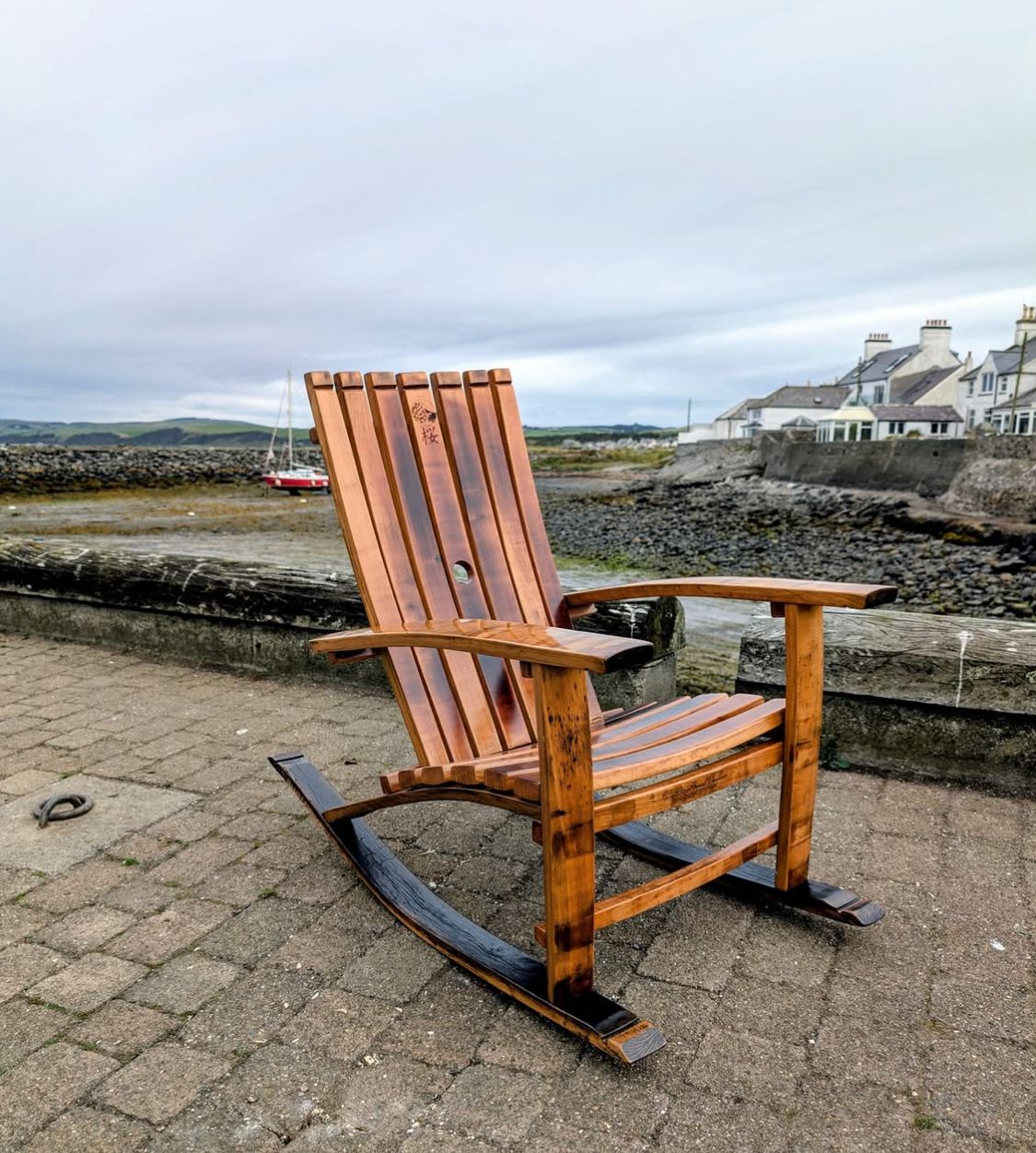 Rocking chair 