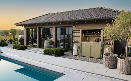 About CUBIC OUTDOOR LIVING