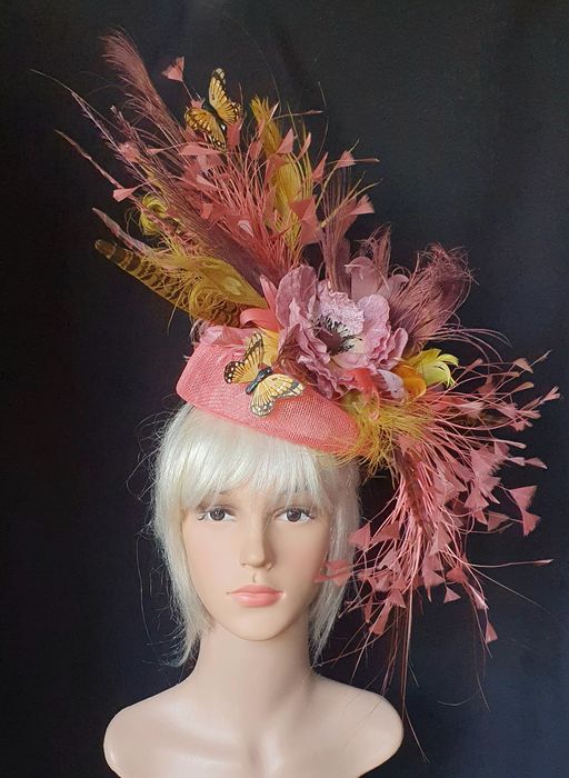 Feather accessories 