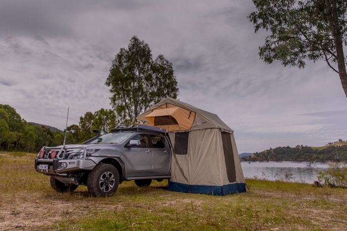 ARB Simpson III Rooftop Tent & Annex
