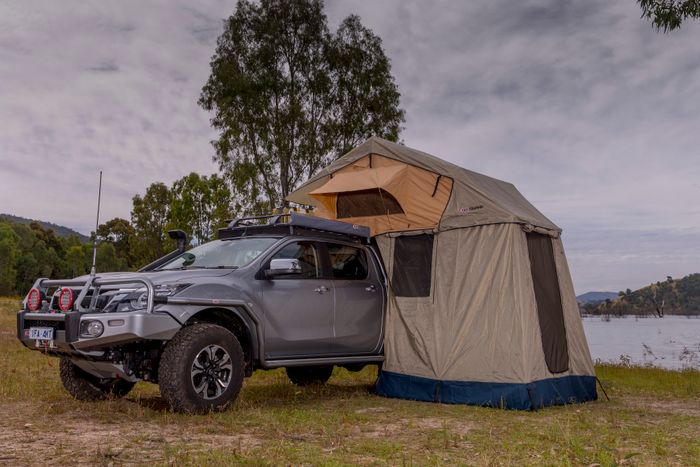 ARB Simpson III Rooftop Tent & Annex