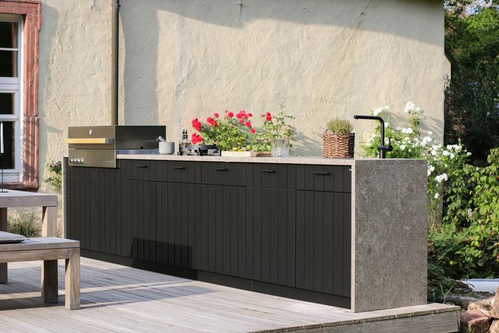 CUBIC OUTDOOR KITCHEN