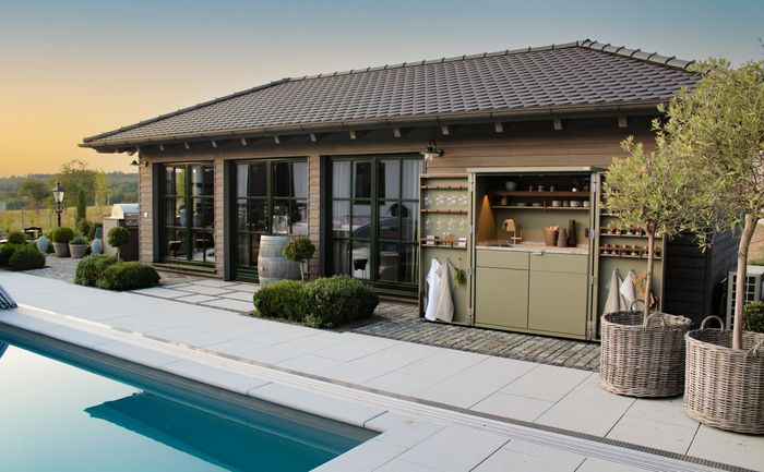 CUBIC OUTDOOR KITCHEN