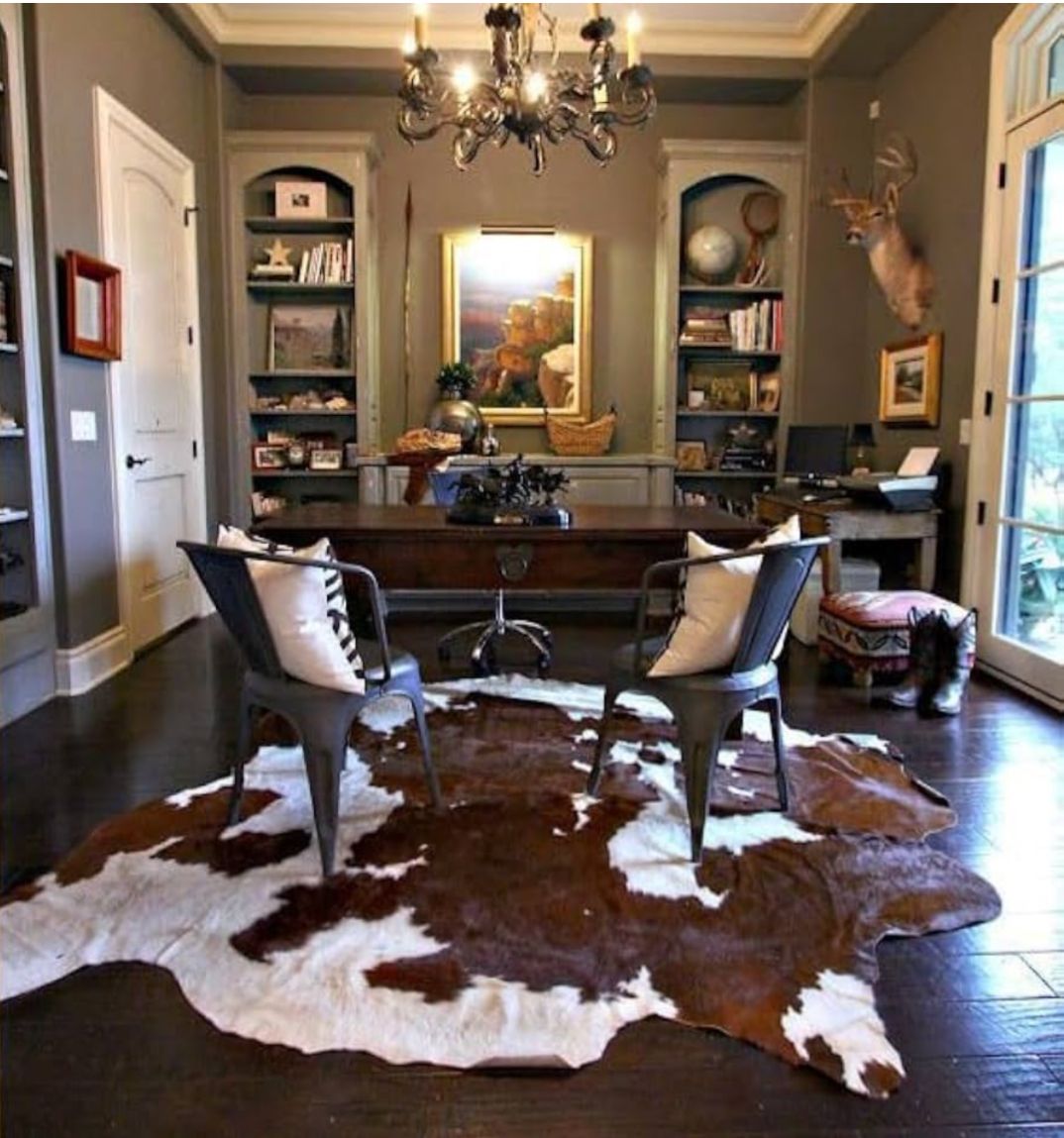 Sheepskin Rugs, Cow Hide & Reindeer skins