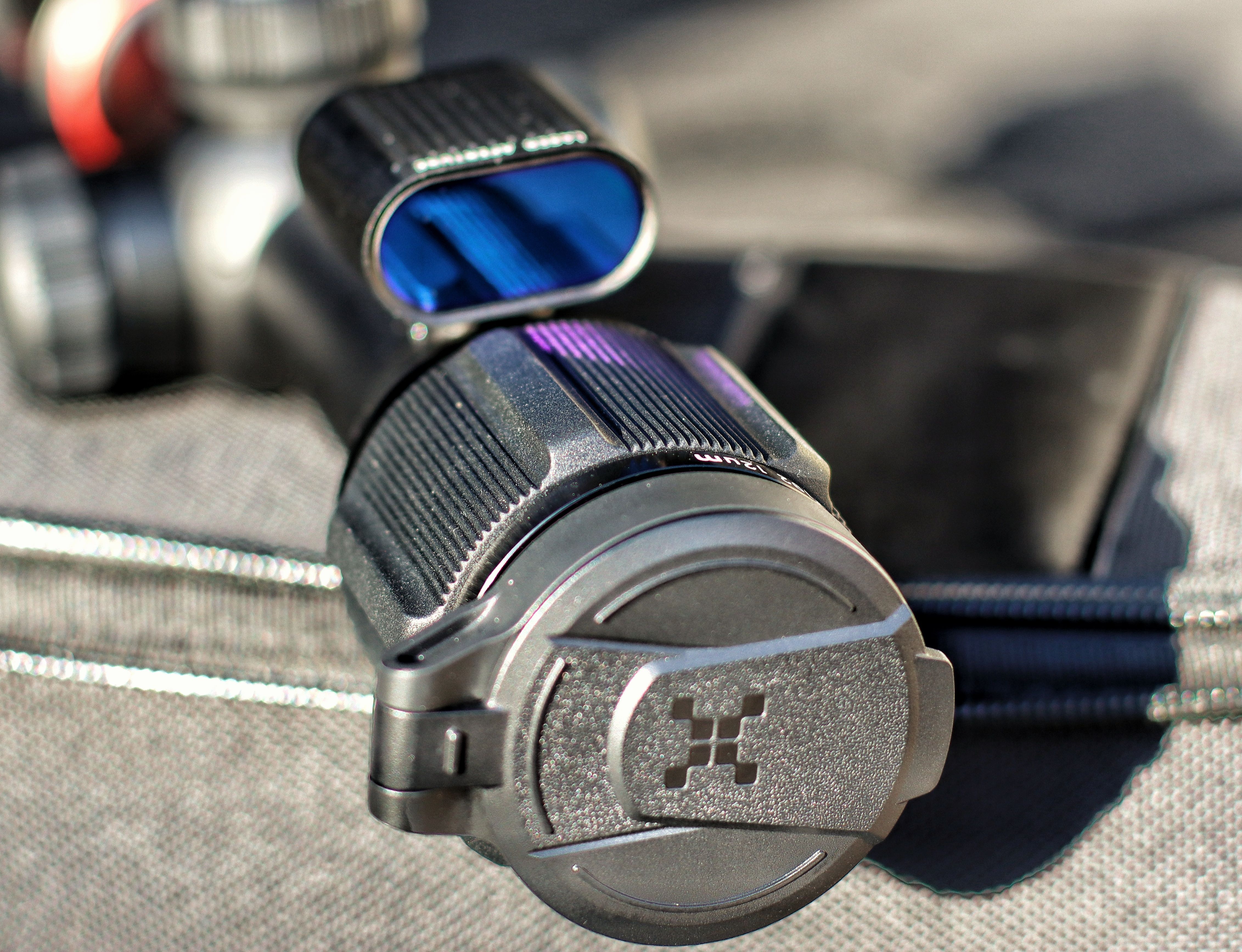 Nocpix Bolt series