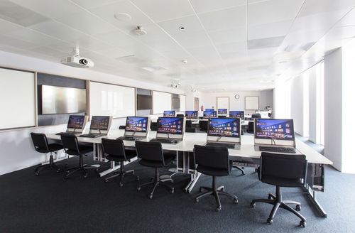 Kingston University London: Flexible ICT Laboratory