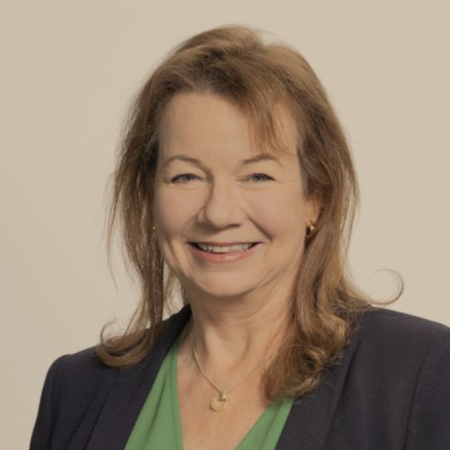Carolyn Barenbrug - Turner & Townsend Limited