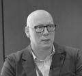 Dr Mark Kelly