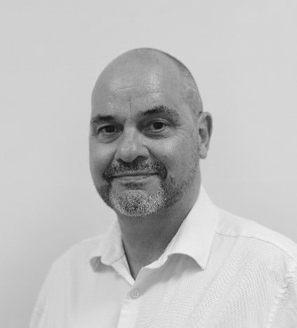 Gavin Arnold - An Roinn Oideachais agus &Oacute;ige | Department of Education and Youth