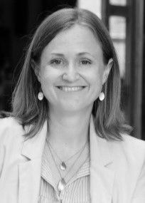 Speaker profile image for Anna Hewes