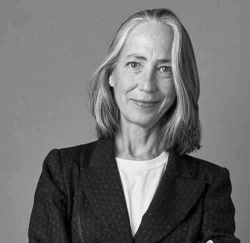 Speaker profile image for Dr Shelley James