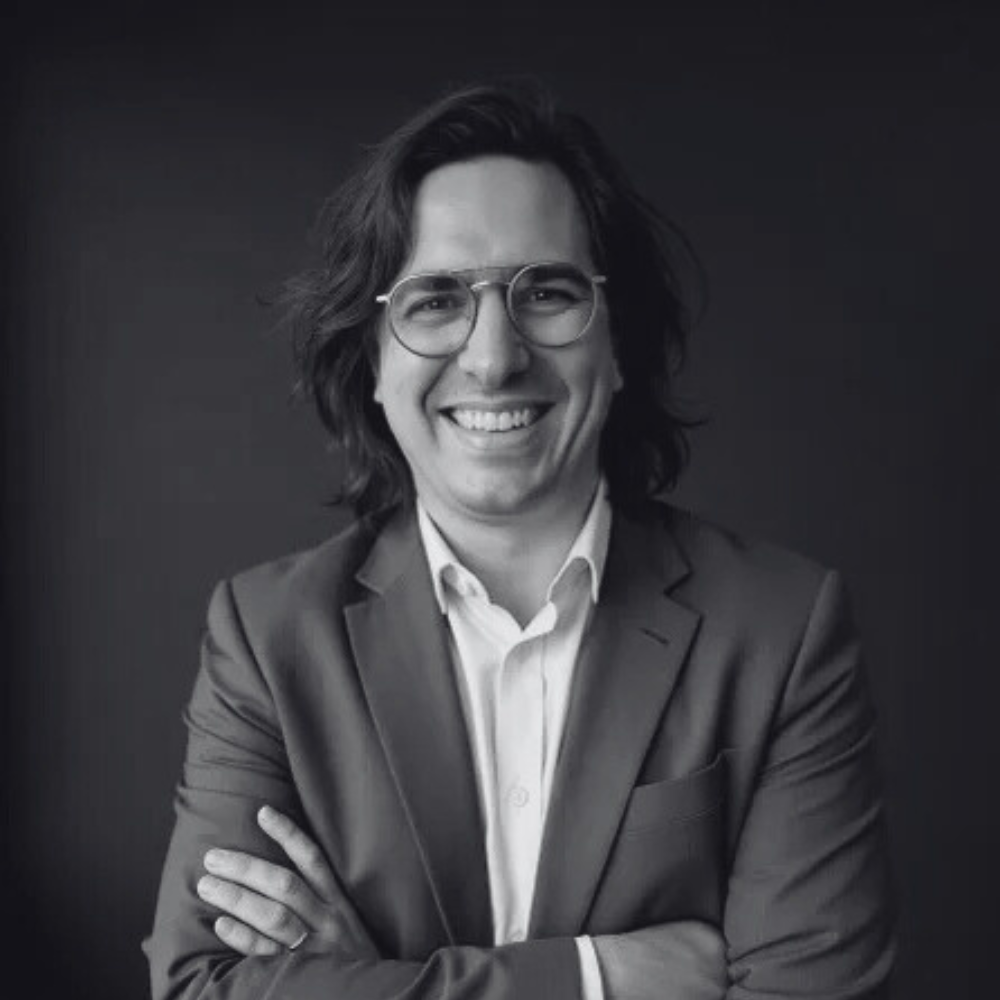 Santiago Velez