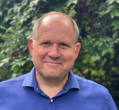 Speaker profile image for Henry Dimbleby