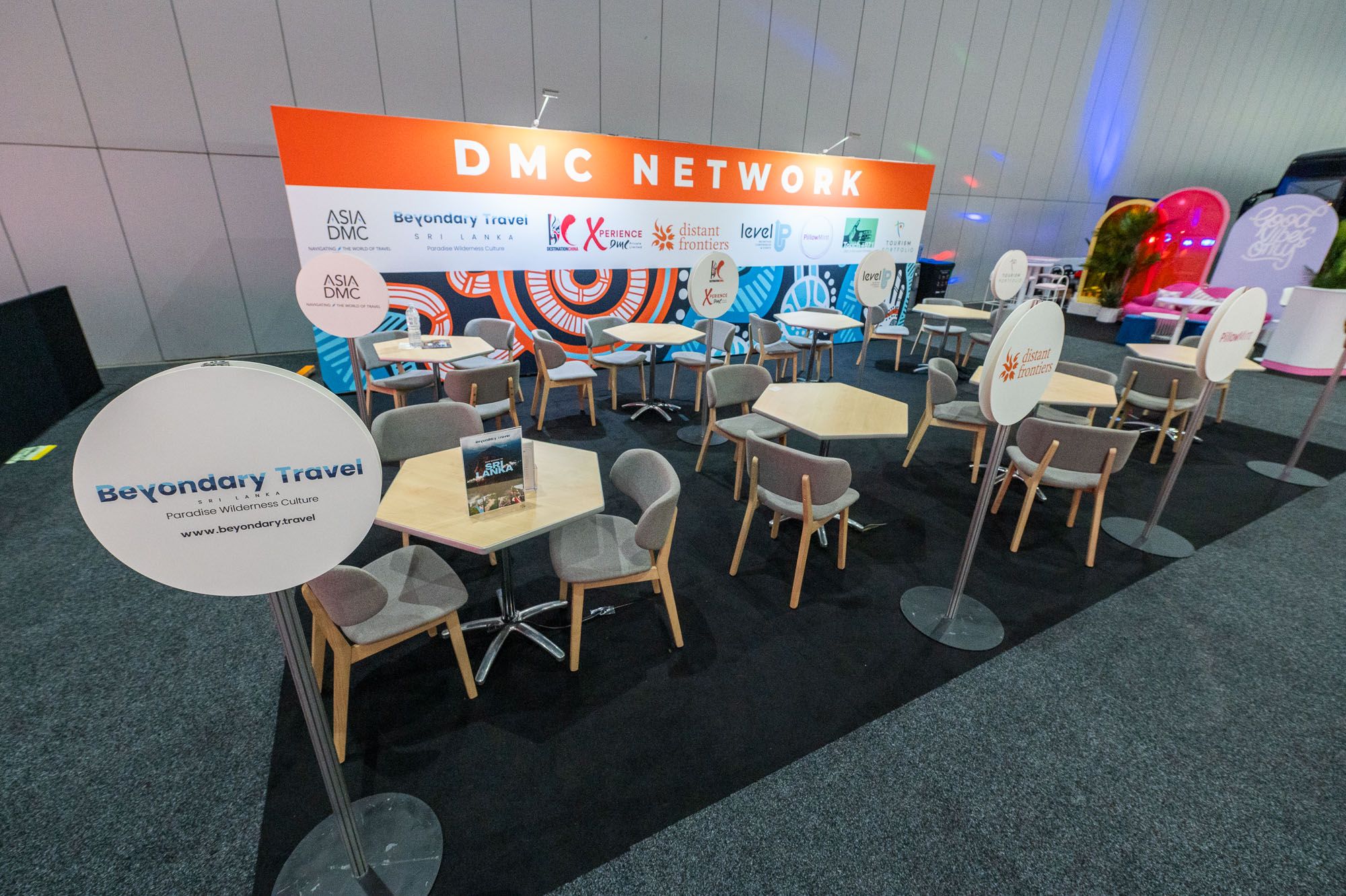 AIME DMC Network Stand