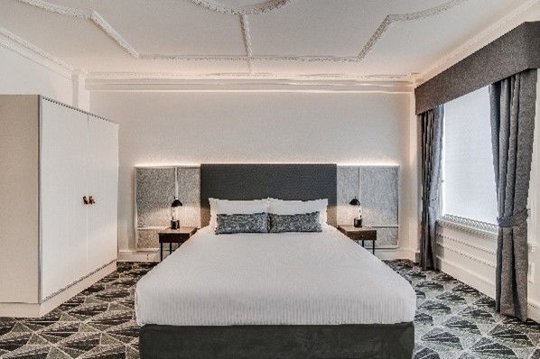 THE SAVOY HOTEL ON LITTLE COLLINS