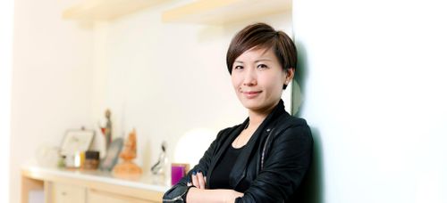 CARMEN CHAU