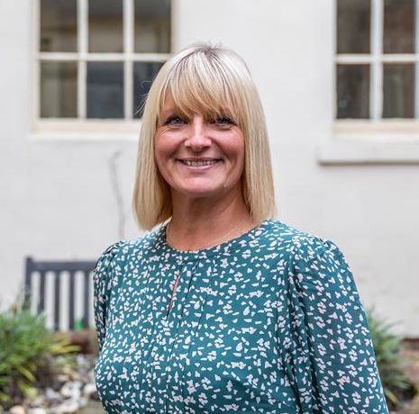 Gillian Askew FCIPS - Go4Growth
