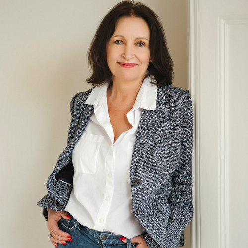 Speaker profile image for Julie-Ann Adams