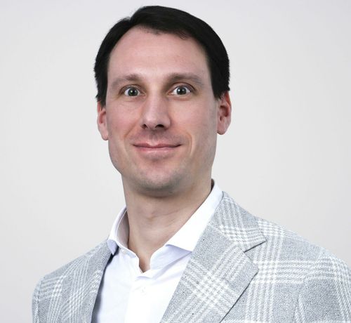 Speaker profile image for Tobias Elwert