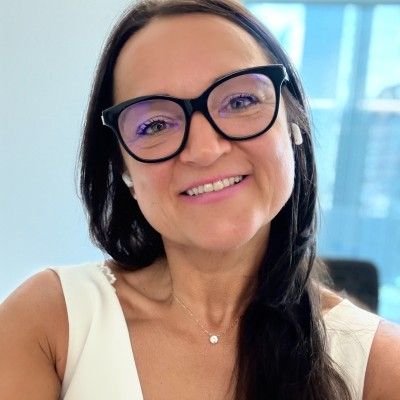 Josephine Vanek - Deutsche Bank