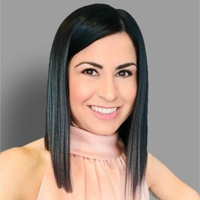 Demet  Kayali