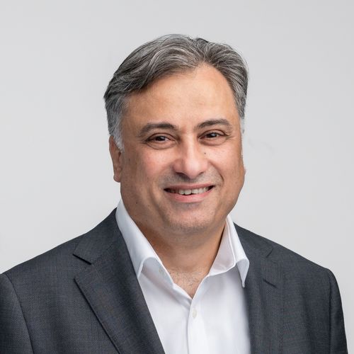 Osama  Zeineh