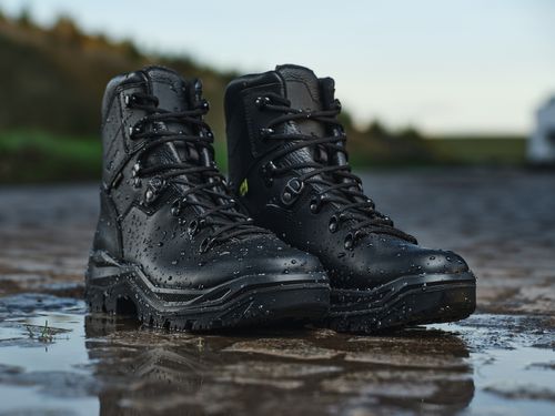The new Lowa R6 MK2 GTX PR