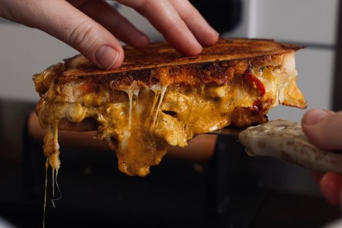 Arnie's Sarnies 