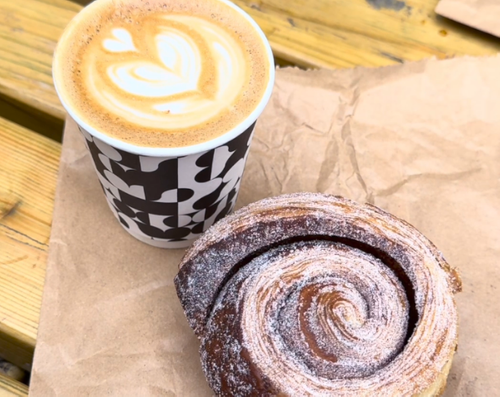 Dusty Knuckle Van - Highbury