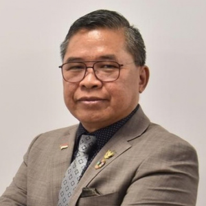 Speaker profile image for Alue Dohong