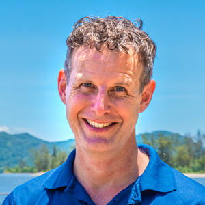 Simon Davis