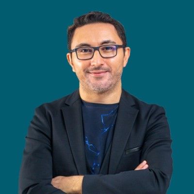 Speaker profile image for &Ouml;mer &Ouml;zkan