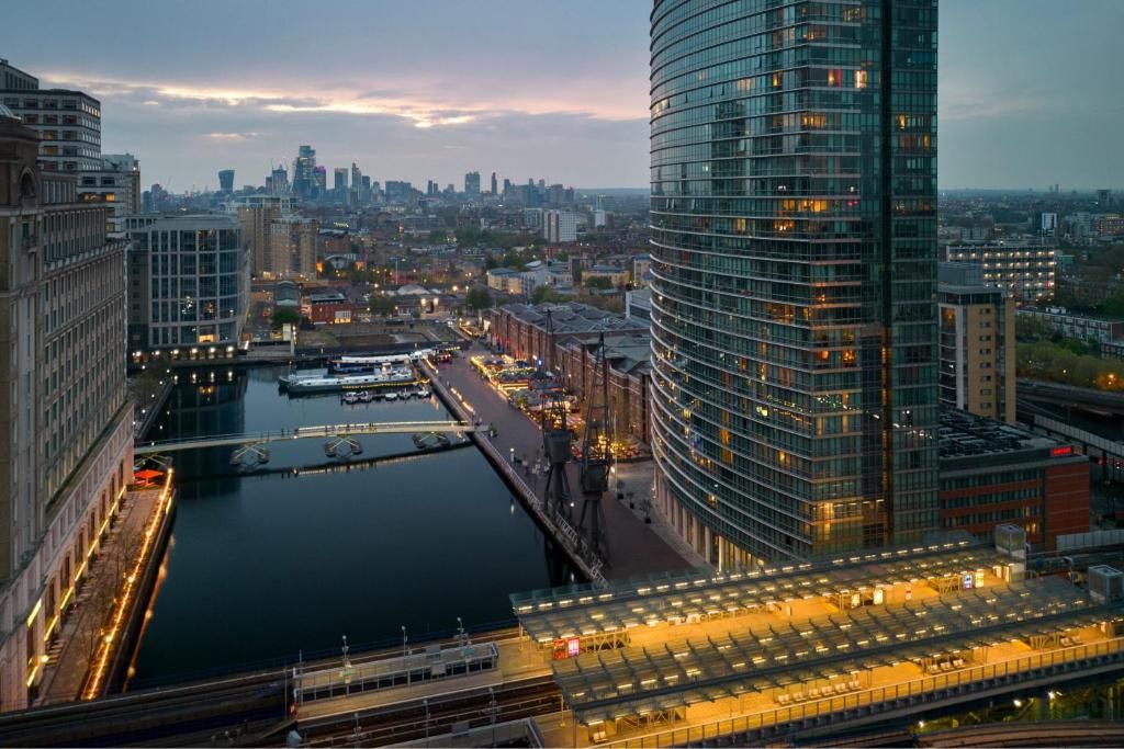 marriott canary wharf