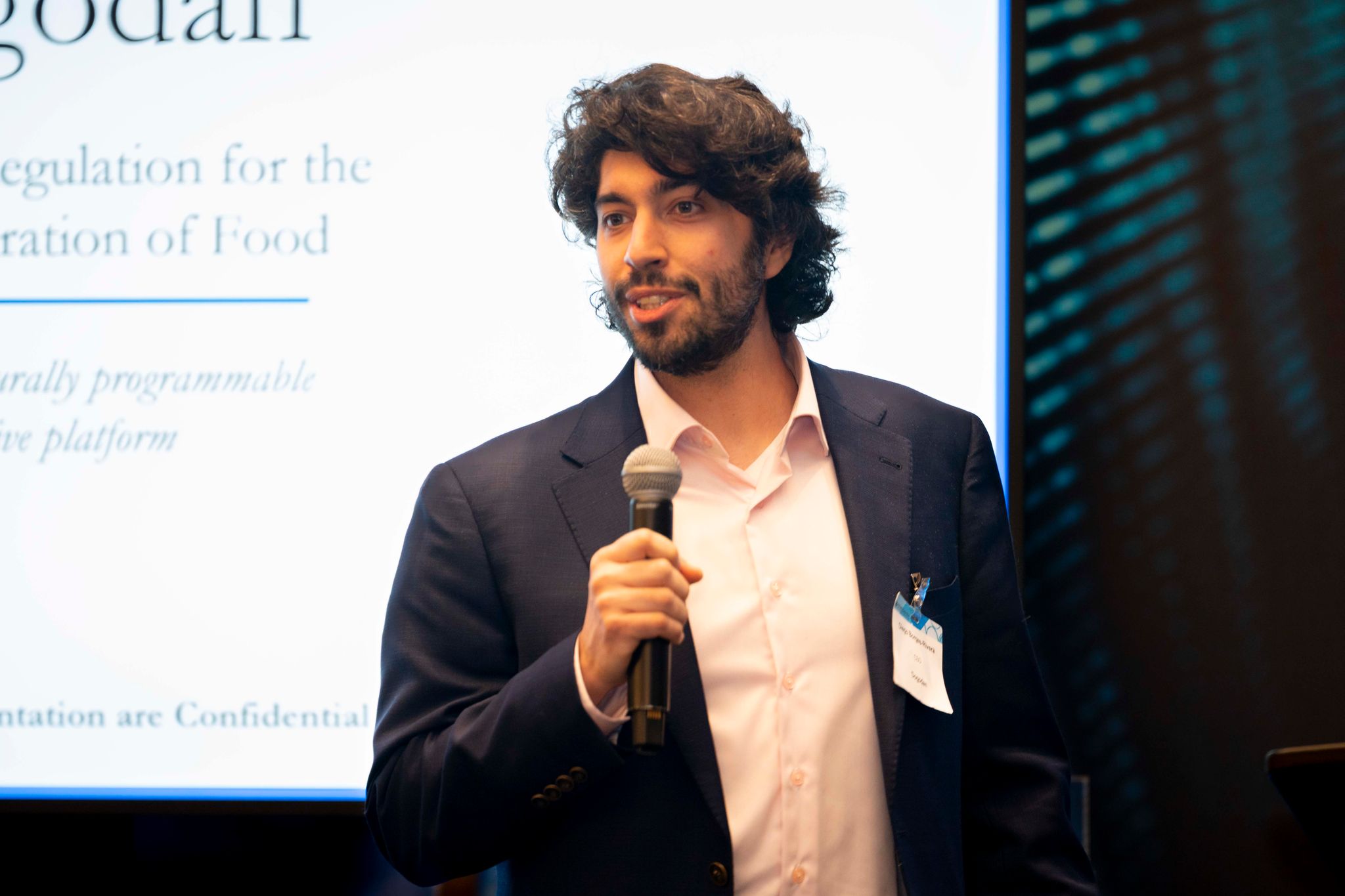 start-up pitching
