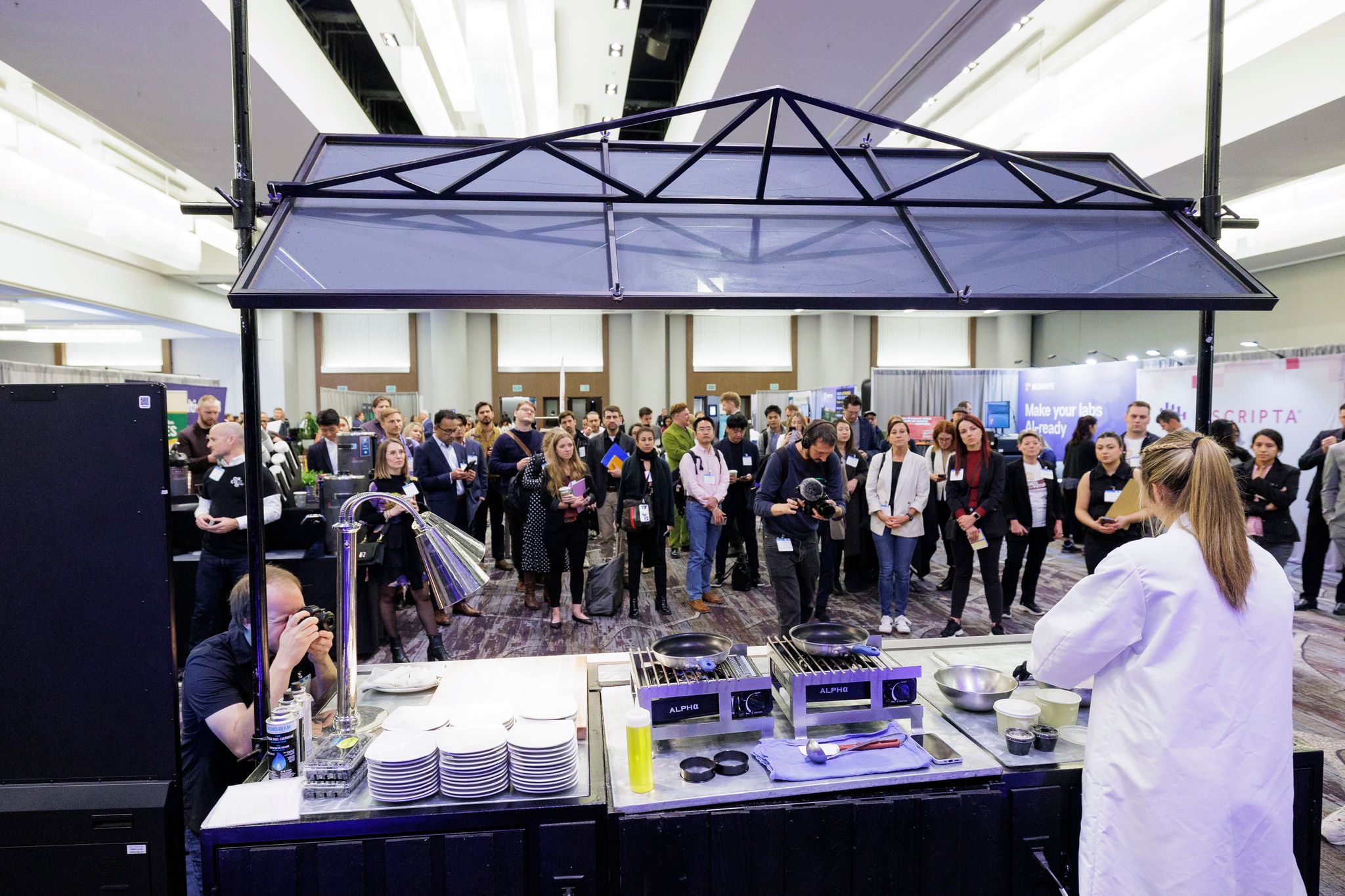 Live demo kitchen
