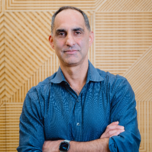 Speaker profile image for Dinsh Guzdar