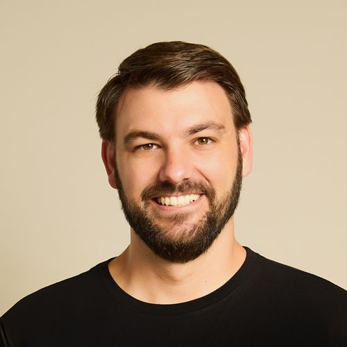 Speaker profile image for Lucas Zardo