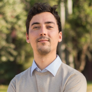 Speaker profile image for Franco Mart'nez