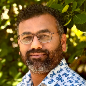 Speaker image for Rhishi Pethe