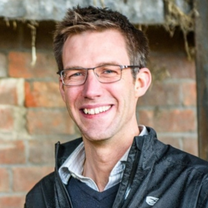 Tom MacMillan