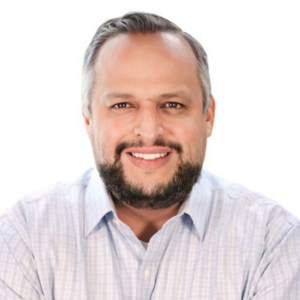 Luis Macias