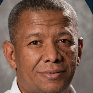 Speaker profile image for Leonardo Manus