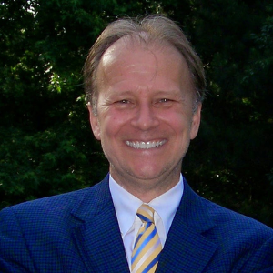 Speaker profile image for Robert Bornhofen
