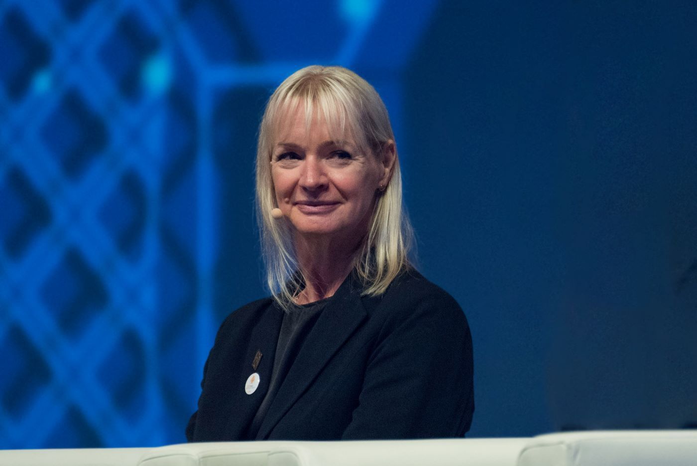 Dr Angela Wilkinson,